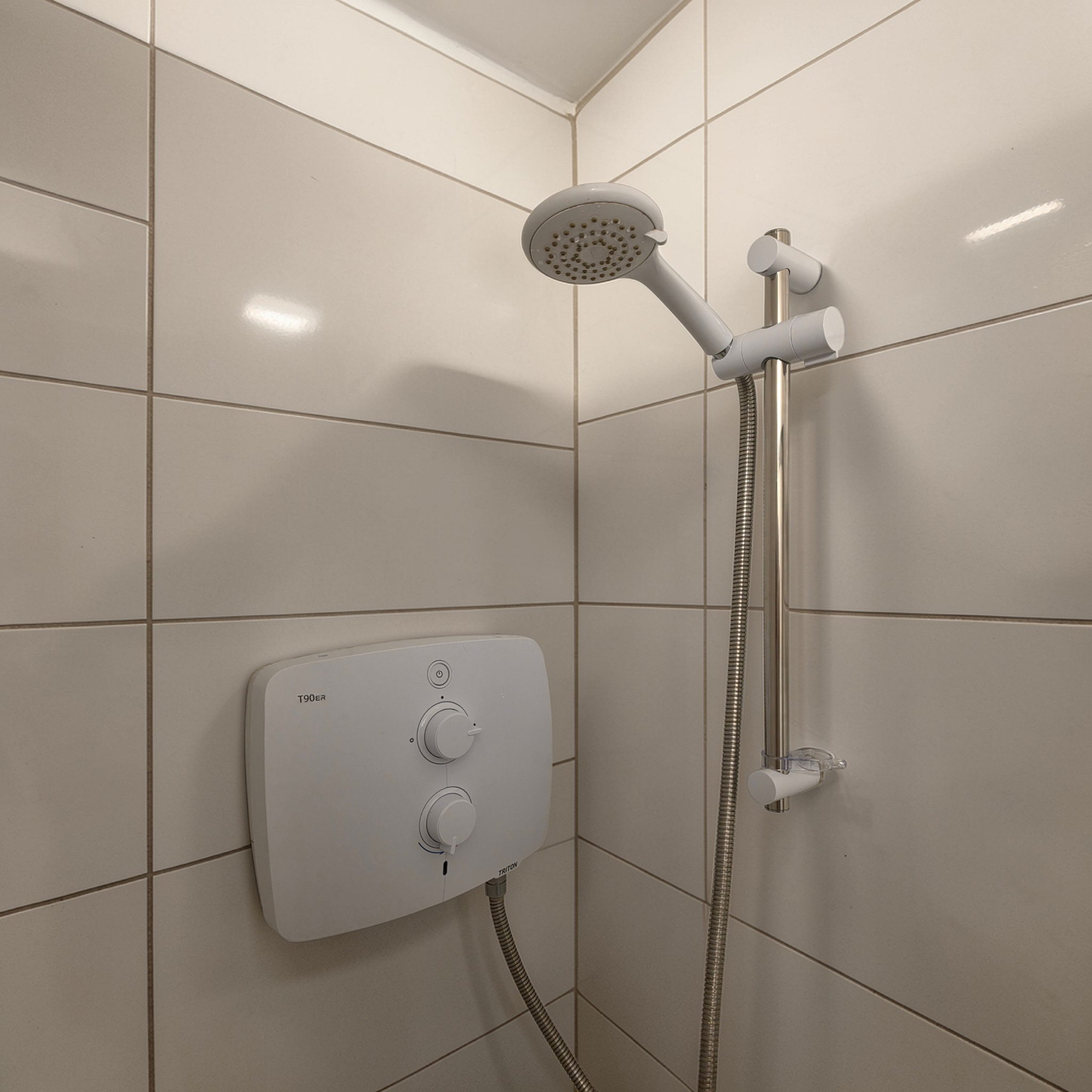 Triton T90ER Silent Electric Shower / Triton T90ER Repair - Image 4